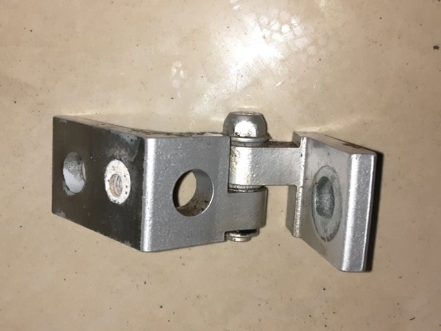 6Y0831412D VAG Петля двери передней правой купить в Запорожье