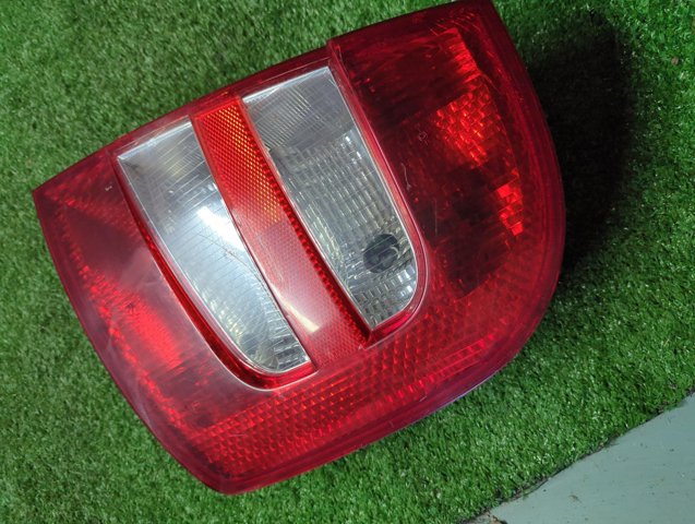 VAG 6Y6945096 Фонарь задний правый в наличии Полтава