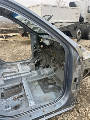 Стойка кузова передняя, правая 711202BB10 HYUNDAI