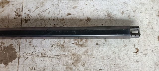 NISSAN 738208H310 Рейлинг крыши правый в наличии Ирпень