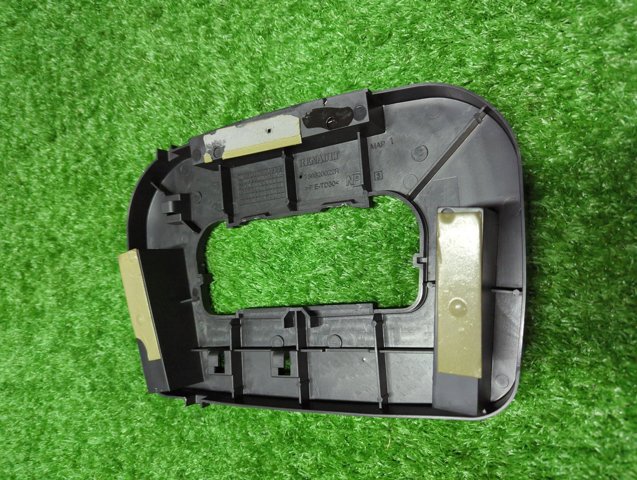 739820022R RENAULT купить в Тернополь