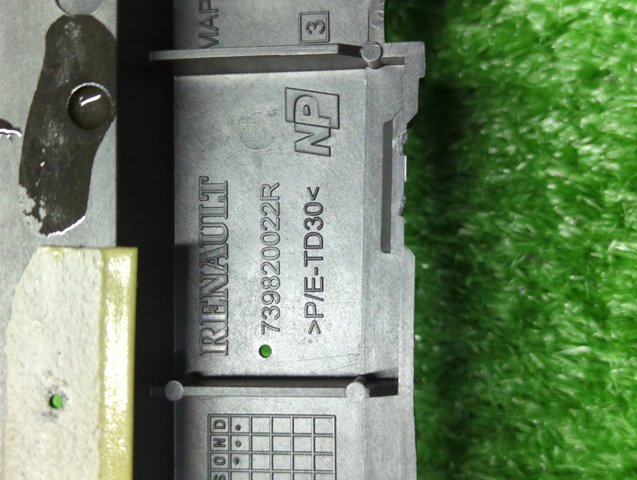739820022R RENAULT купить в Ужгород