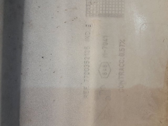 RENAULT 7700352125 Решетка радиатора в наличии Полтава