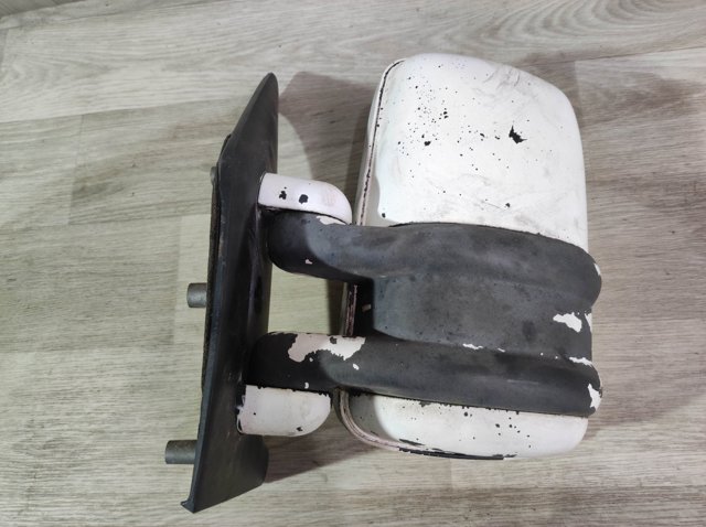 Стекло зеркала заднего вида 7701044515 RENAULT