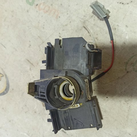 RENAULT 7701062203 Переключатель подрулевой, центральная часть в наличии Николаев