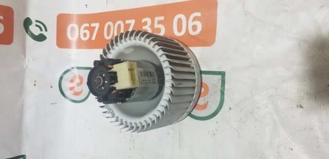 7701068992 RENAULT Мотор вентилятора печки (отопителя салона) купить в Винница