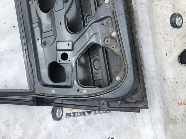 RENAULT 7751472441 Дверь задняя правая в наличии Украина
