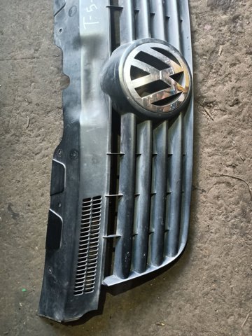 Решетка 7H0807101 VAG