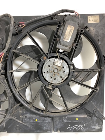 Диффузор радиатора охлаждения в сборе с крыльчаткой 7L0121203F VAG