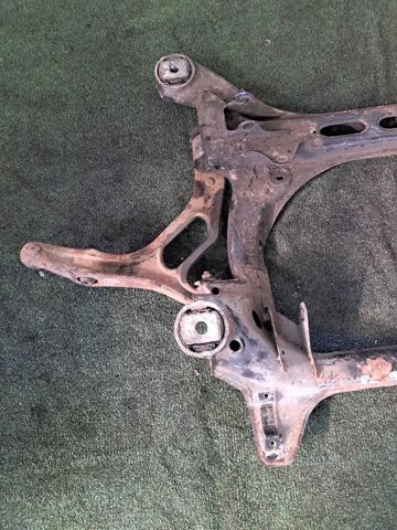 7L0400025 VAG Балка передней подвески (подрамник) купить в Сумы