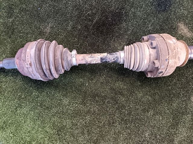 7L0407271F VAG Полуось передняя купить в Львов