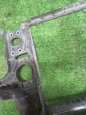 Кронштейн для радиатора 7L0805594R VAG