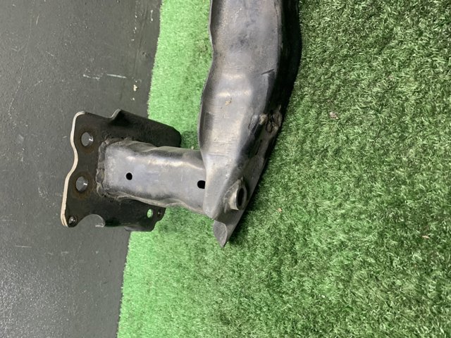 7L0807109E VAG Усилитель бампера переднего купить в Черновцы