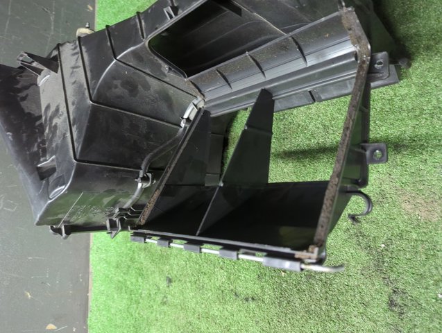 7L0819096 Корпус радиатора кондиционера (салонный испаритель) купить Чернигов