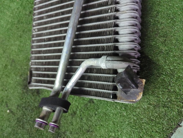 7L0820102 VAG купить в Ужгород