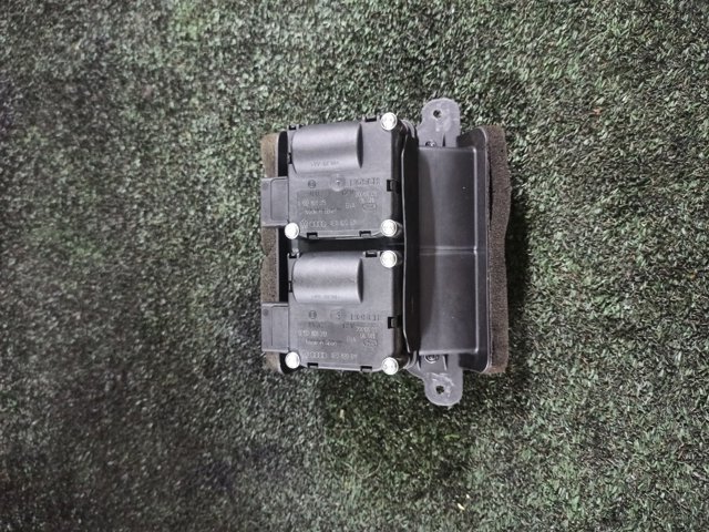 7L0820526 VAG купить в Украина