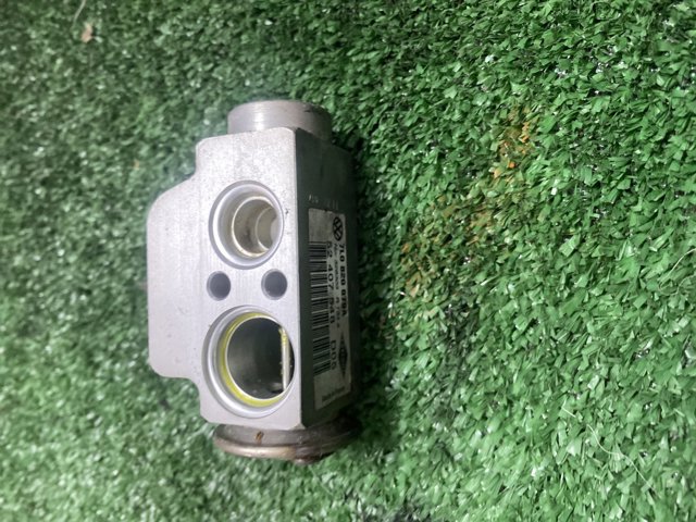 7L0820679A Клапан TRV кондиционера купить Кривой Рог