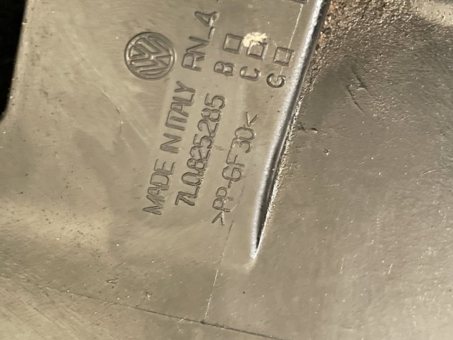 VAG 7L0825285 в наличии Одесса