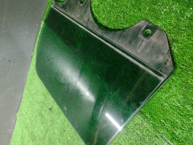7L0845205D VAG Стекло двери задней левой купить в Ровно