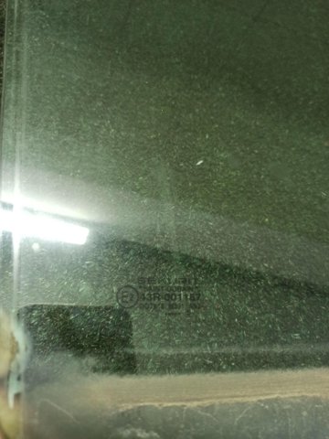Стекло заднее правое 7L0845206D VAG