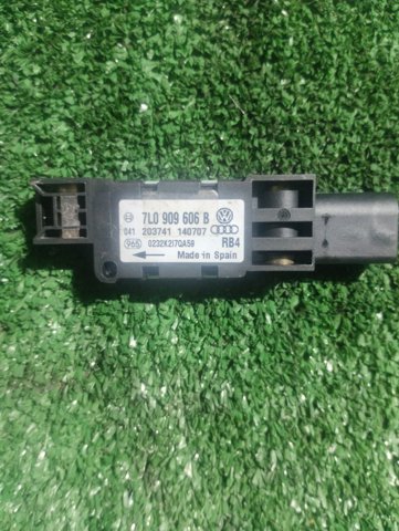 Датчик подушки безопасности 7L0909606B VAG