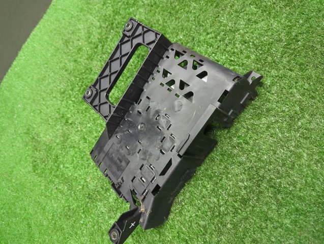 7L0937548C VAG Блок предохранителей задний салонный купить в Хмельницкий