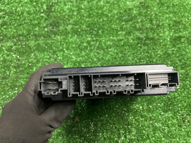 7L0959760 VAG Модуль управления (ЭБУ) переднего сидения купить в Ирпень