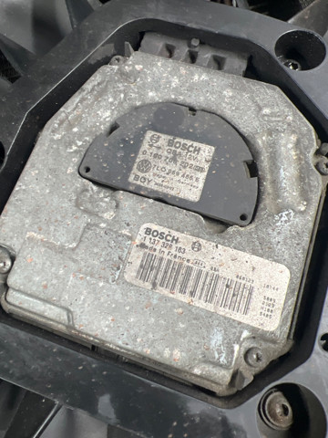 Радиатор охлаждения 7L6121253B VAG