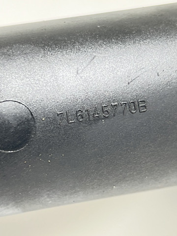 7L6145795A VAG Патрубок интеркулера купить в Ирпень