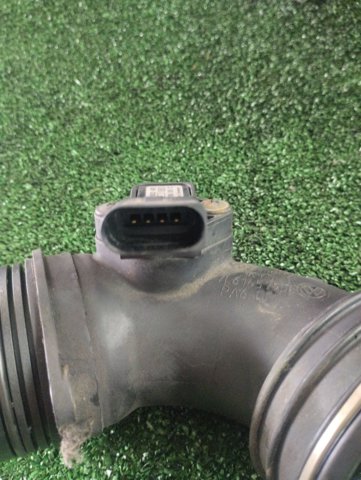 Патрубок интеркуллера 7L6145795E VAG