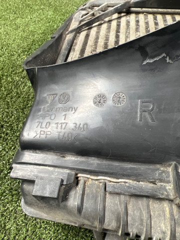 Радиатор интеркуллера 7L6145804 VAG