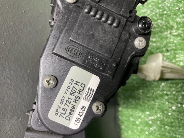 Педаль акселератора 7L6721507H VAG