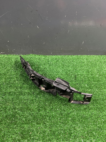 7L6807184C VAG Кронштейн бампера переднего правый купить в Чернигов