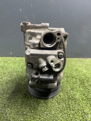 Компрессор хладагента 7L6820803F VAG