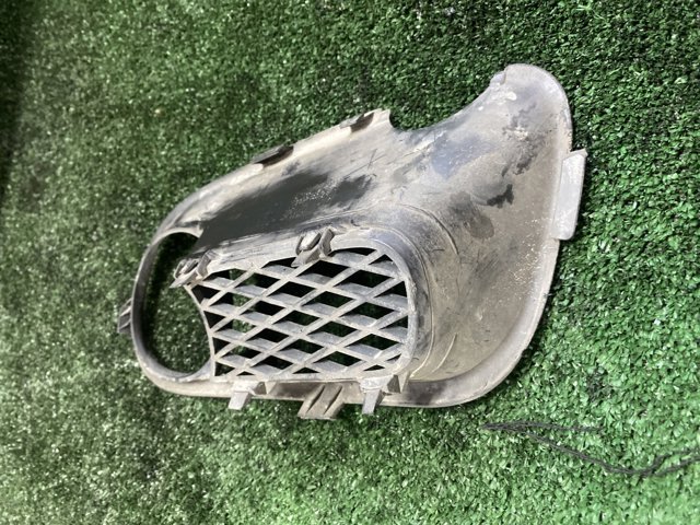 Заглушка ПТФ бампера переднего левая 7L6853663F VAG