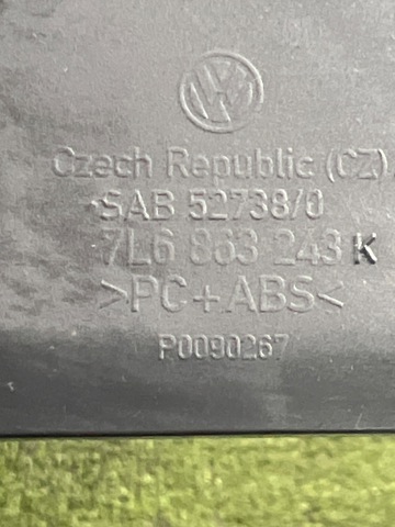 Консоль панели приборов 7L6863243K VAG