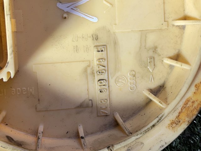 7L6919087F VAG Модуль топливного насоса с датчиком уровня топлива купить в Львов