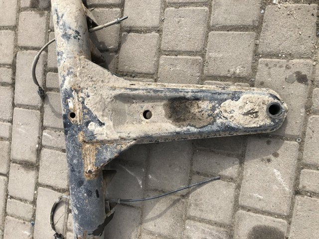 7M0505093 VAG Подрамник задний купить в Днепр