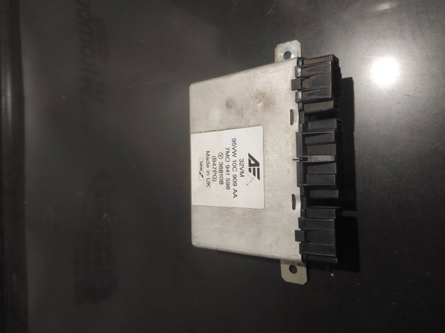 7M0941598 VAG купить в Ровно
