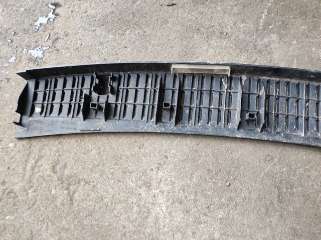 Жабо 7M3853185B VAG