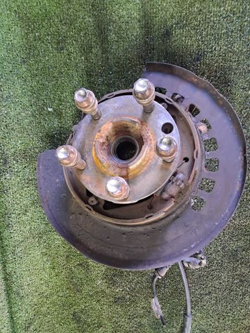 VAG 7P0505435B Цапфа задняя левая в наличии Тернополь