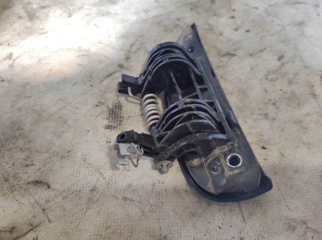 RENAULT 806070421R Ручка двери левой наружная передняя/задняя в наличии Ужгород