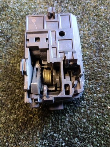 806858H300 NISSAN купить в Хмельницкий