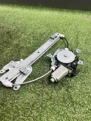 8073089912 NISSAN Мотор стеклоподъемника двери передней правой купить в Чернигов
