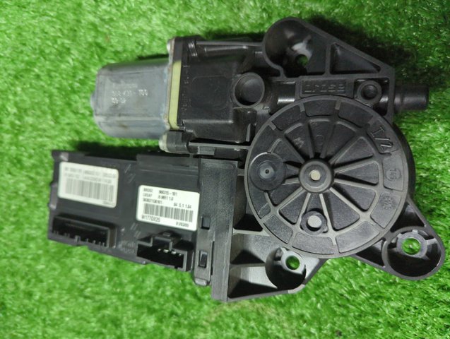 RENAULT 807310011R в наличии Киев