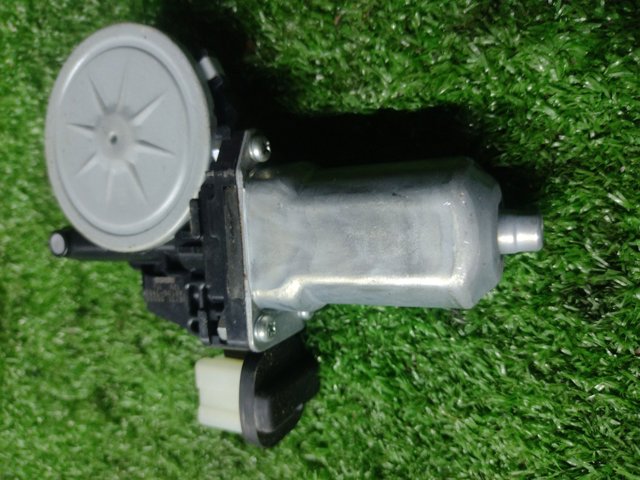 80731EG000 NISSAN купить в Винница