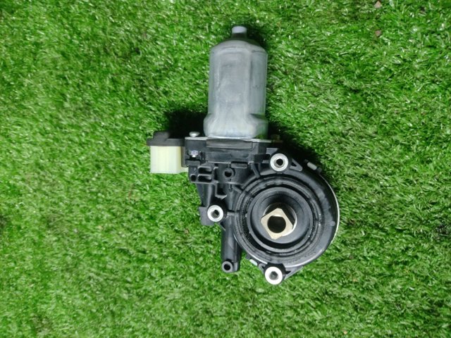 NISSAN 80731EG000 в наличии Черновцы