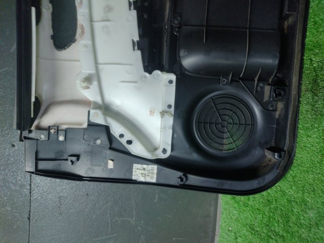 80901JH11A NISSAN Обшивка (облицовка) внутренняя двери передней левой купить в Чернигов