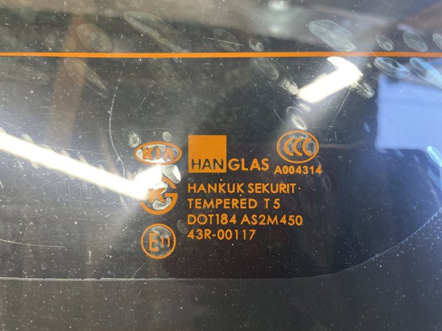 Стекло третьей/пятой двери 817113E030 HYUNDAI