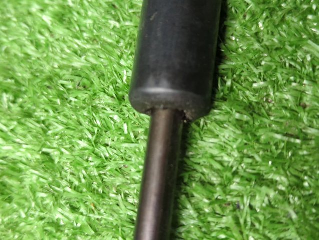 HYUNDAI 817713E020 Амортизатор багажника в наличии Каменское